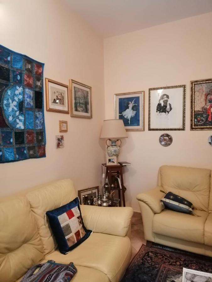 Holiday Home Zolfare Comitini Kültér fotó